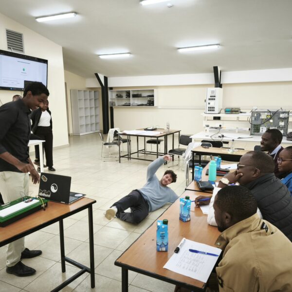 Hackathon au Kenya pour des étudiants CESI d’Arras